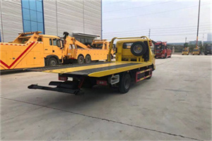 房县非事故拖车